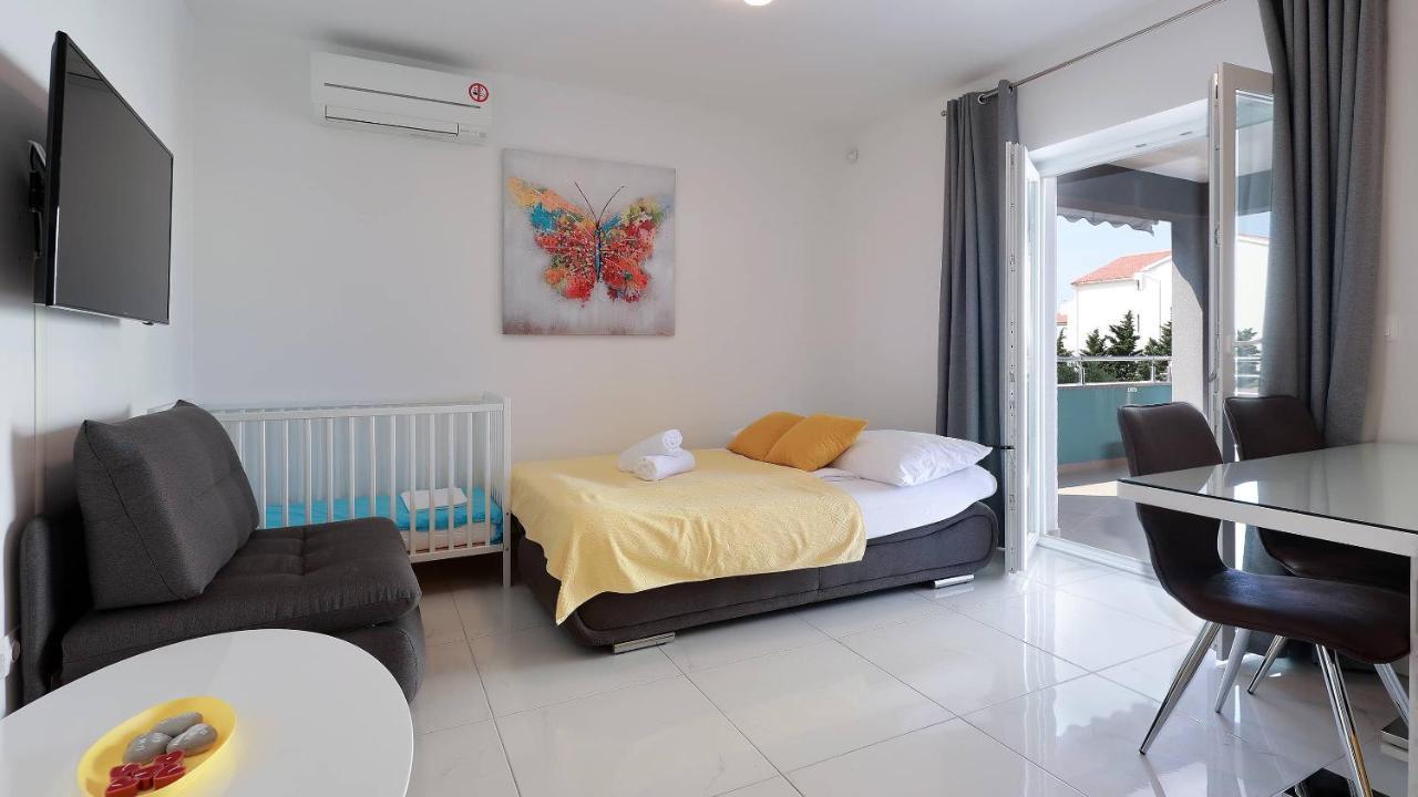 Apartmani "Villa Barbara" Novalja Kültér fotó
